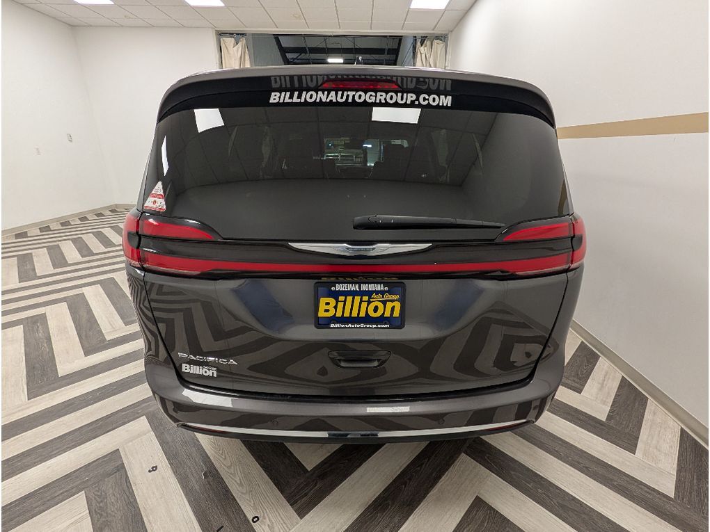 2023 Chrysler Pacifica Touring L Bozeman MT
