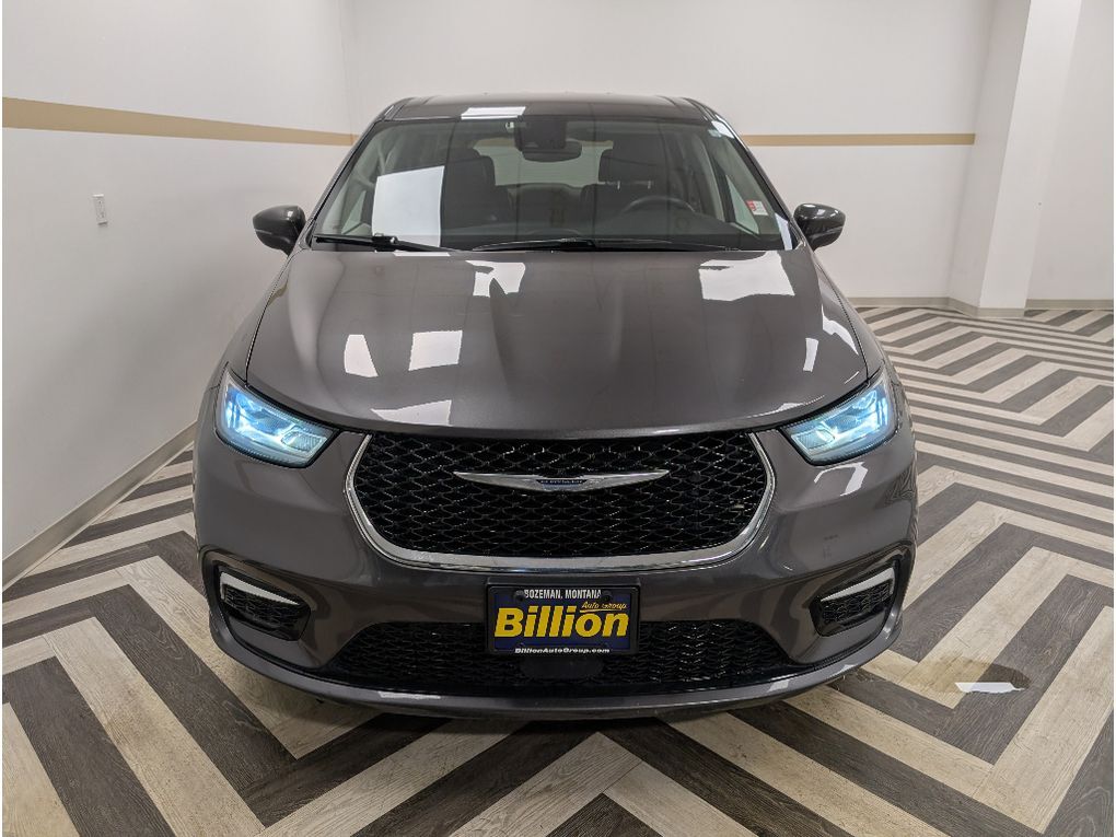 2023 Chrysler Pacifica Touring L Bozeman MT