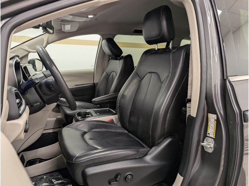 2023 Chrysler Pacifica Touring L Bozeman MT