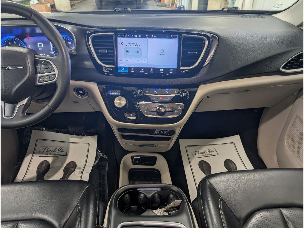 2023 Chrysler Pacifica Touring L Bozeman MT