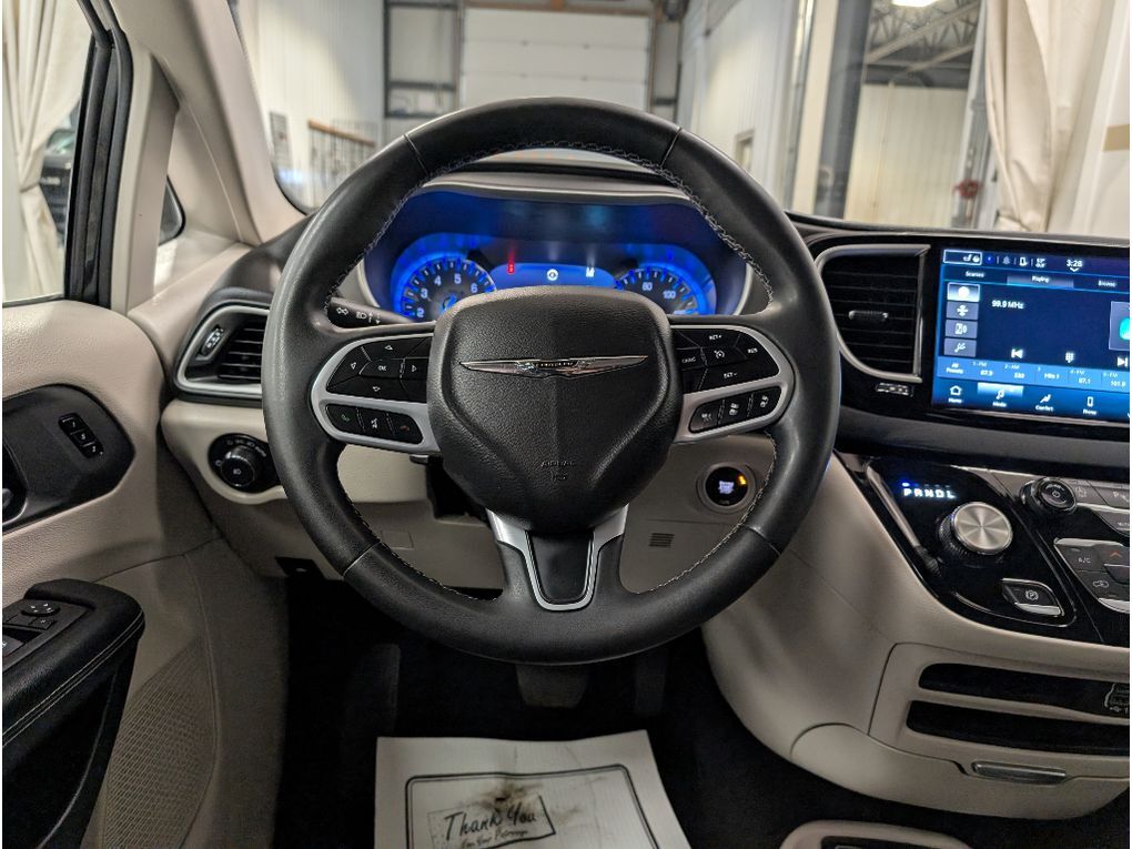 2023 Chrysler Pacifica Touring L Bozeman MT