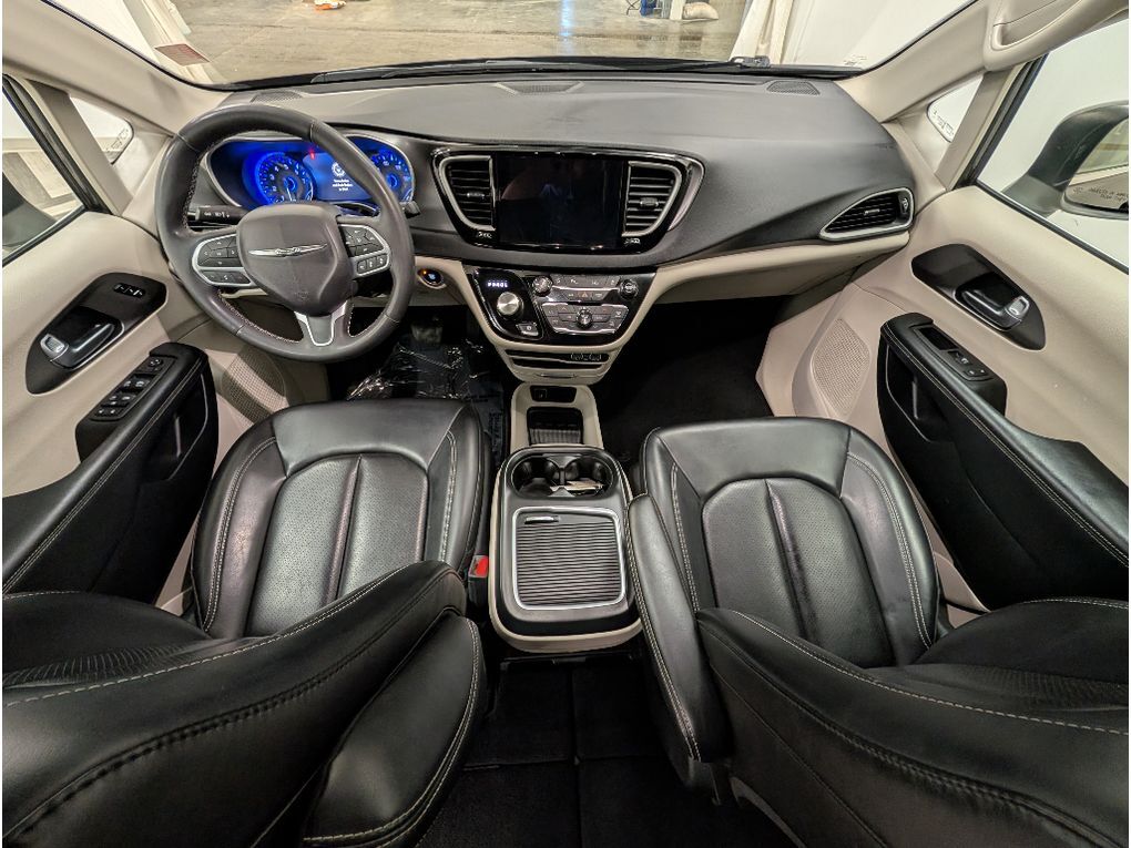 2023 Chrysler Pacifica Touring L Bozeman MT