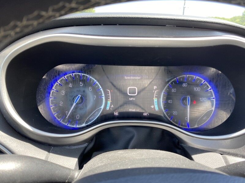 2023 Chrysler Pacifica Touring L Bristol  PA
