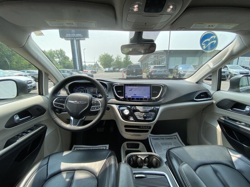 2023 Chrysler Pacifica Touring L Bristol  PA