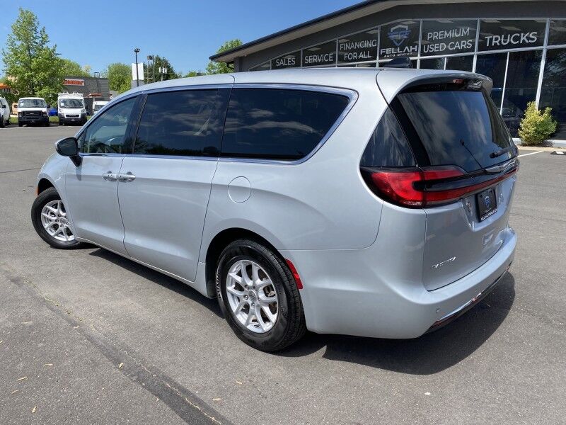 2023 Chrysler Pacifica Touring L Bristol  PA
