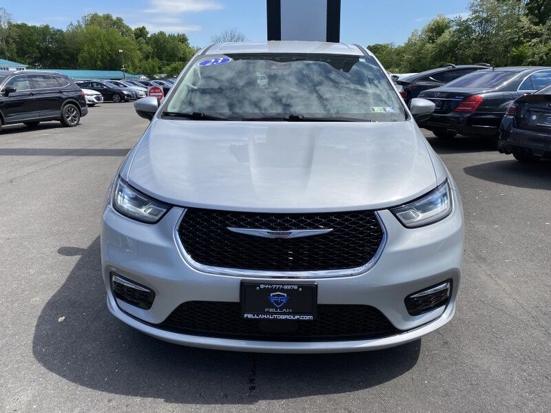 2023 Chrysler Pacifica Touring L Bristol  PA