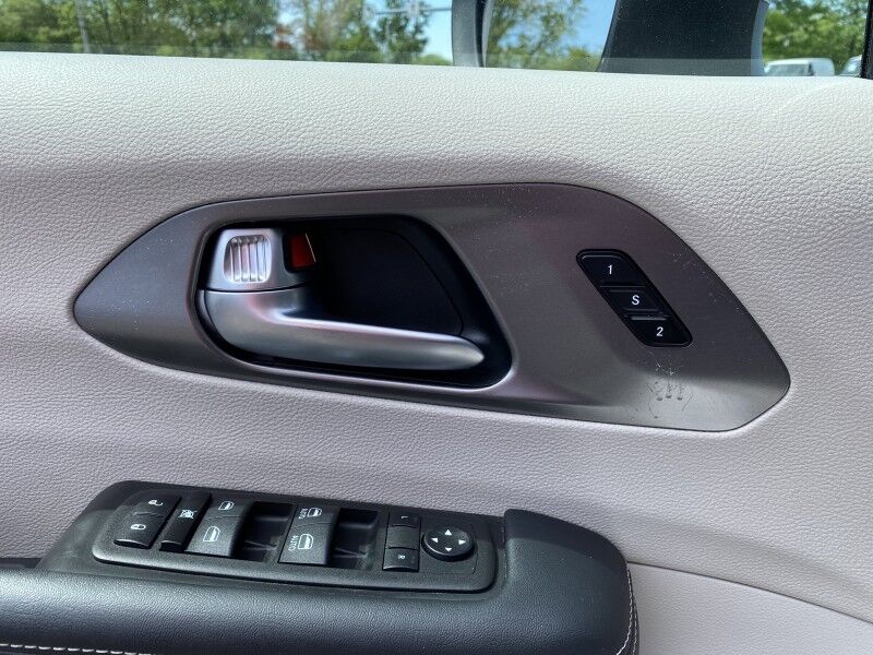 2023 Chrysler Pacifica Touring L Bristol  PA
