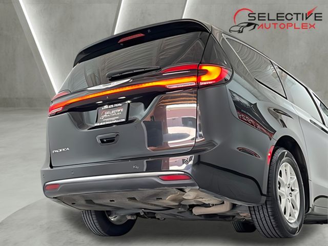 2023 Chrysler Pacifica Touring L Carrollton TX