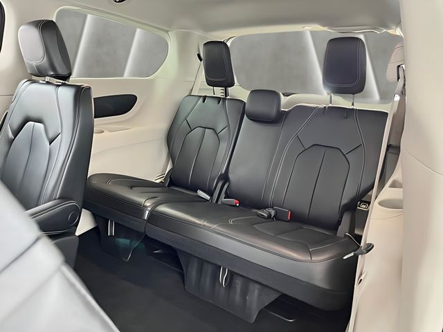 2023 Chrysler Pacifica Touring L Carrollton TX