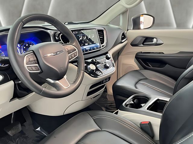 2023 Chrysler Pacifica Touring L Carrollton TX