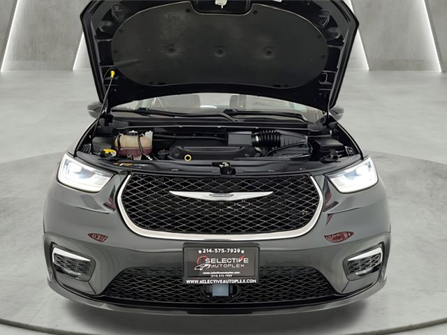 2023 Chrysler Pacifica Touring L Carrollton TX