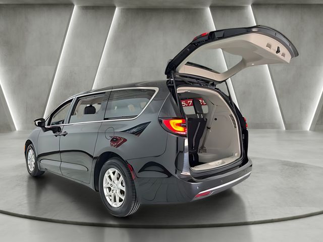 2023 Chrysler Pacifica Touring L Carrollton TX