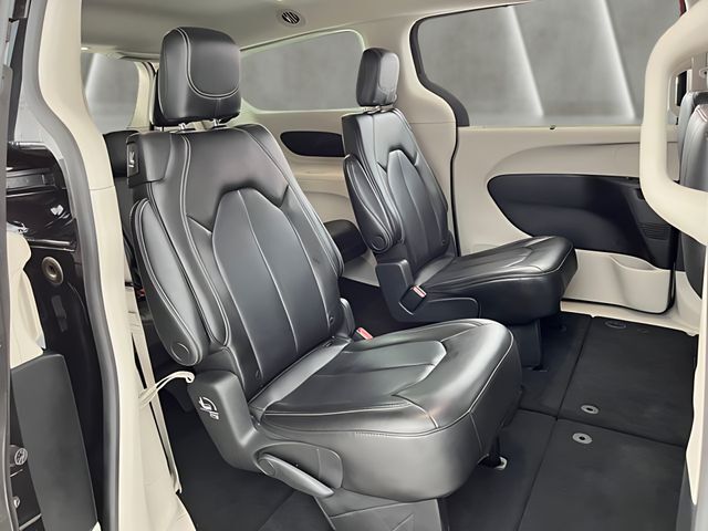 2023 Chrysler Pacifica Touring L Carrollton TX
