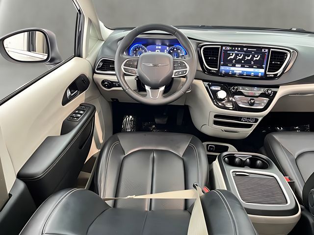 2023 Chrysler Pacifica Touring L Carrollton TX