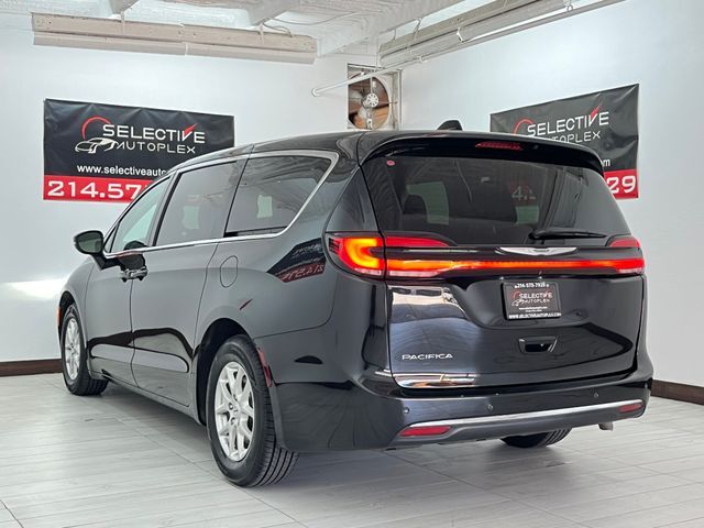 2023 Chrysler Pacifica Touring L Carrollton TX