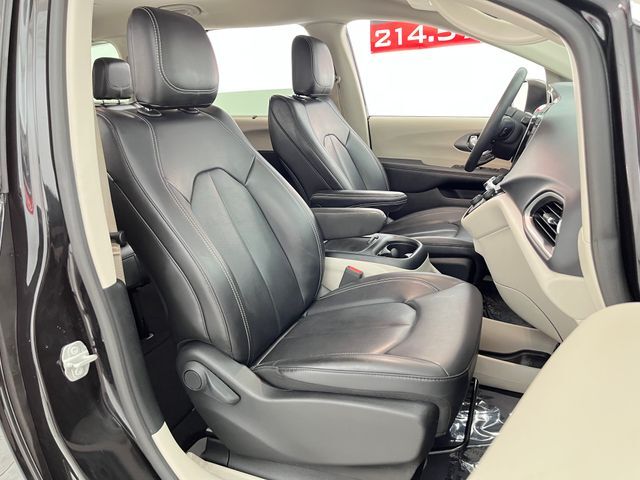 2023 Chrysler Pacifica Touring L Carrollton TX