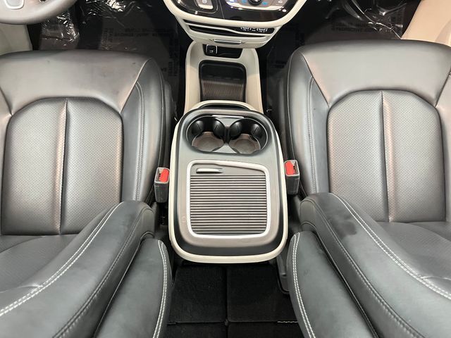 2023 Chrysler Pacifica Touring L Carrollton TX