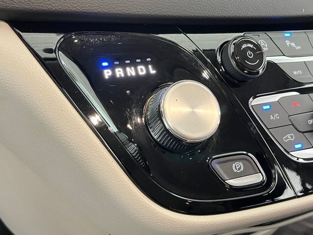 2023 Chrysler Pacifica Touring L Carrollton TX