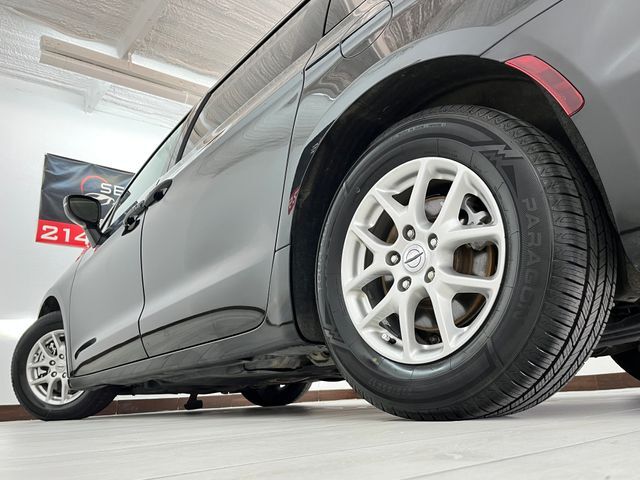 2023 Chrysler Pacifica Touring L Carrollton TX