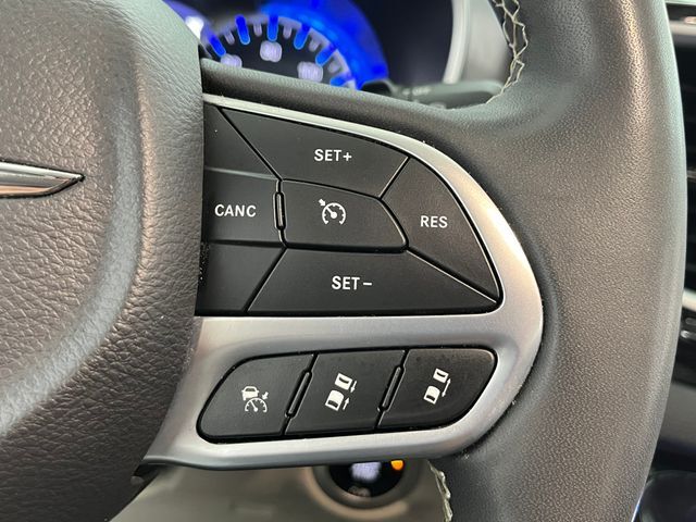 2023 Chrysler Pacifica Touring L Carrollton TX
