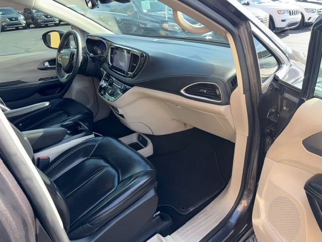 2023 Chrysler Pacifica Touring L Charlotte NC