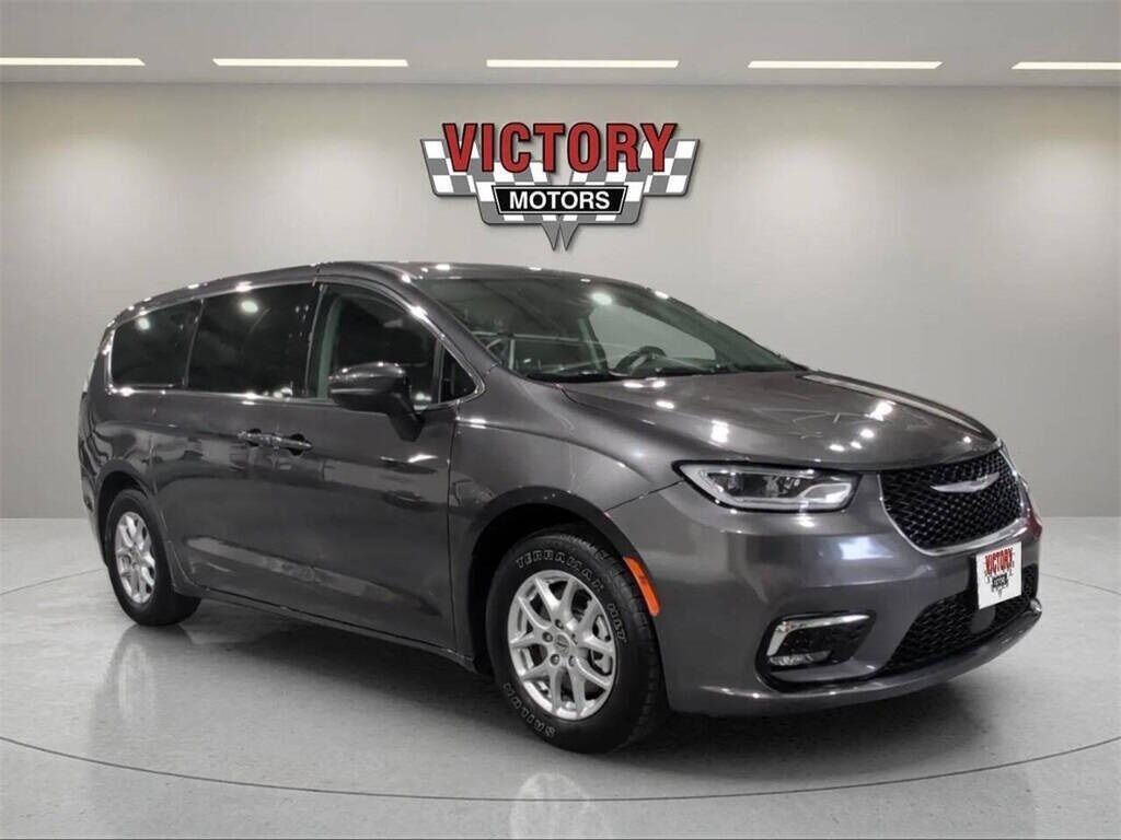 2023 Chrysler Pacifica Touring L Royal Oak MI