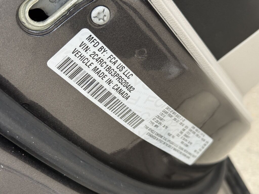 2023 Chrysler Pacifica Touring L Crestwood KY