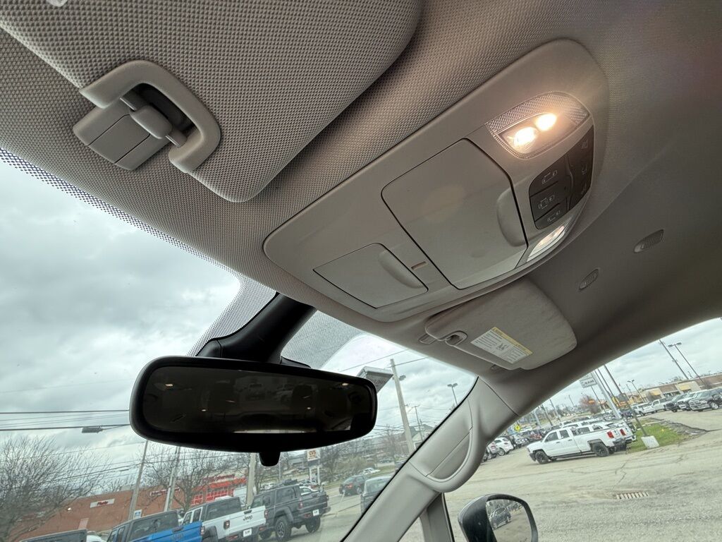 2023 Chrysler Pacifica Touring L Crestwood KY