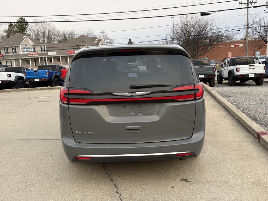 2023 Chrysler Pacifica Touring L Crestwood KY