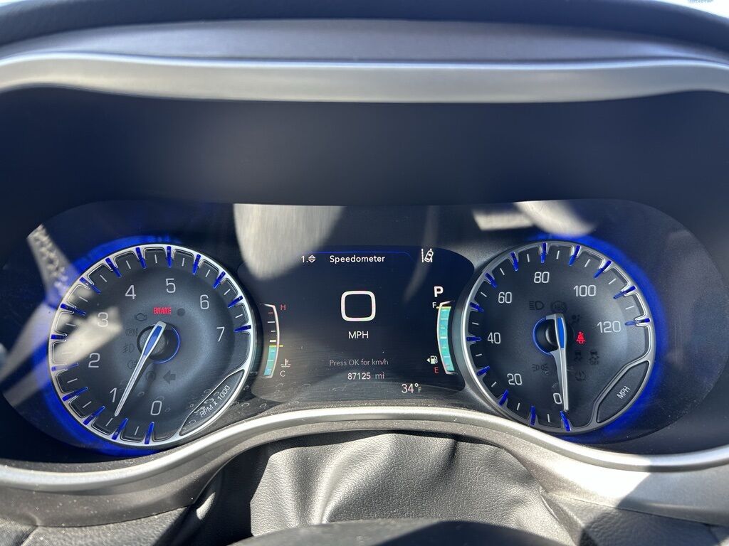 2023 Chrysler Pacifica Touring L Crestwood KY