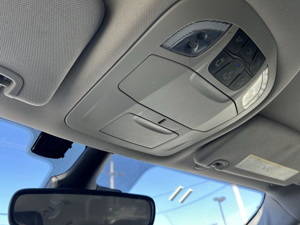 2023 Chrysler Pacifica Touring L Crestwood KY