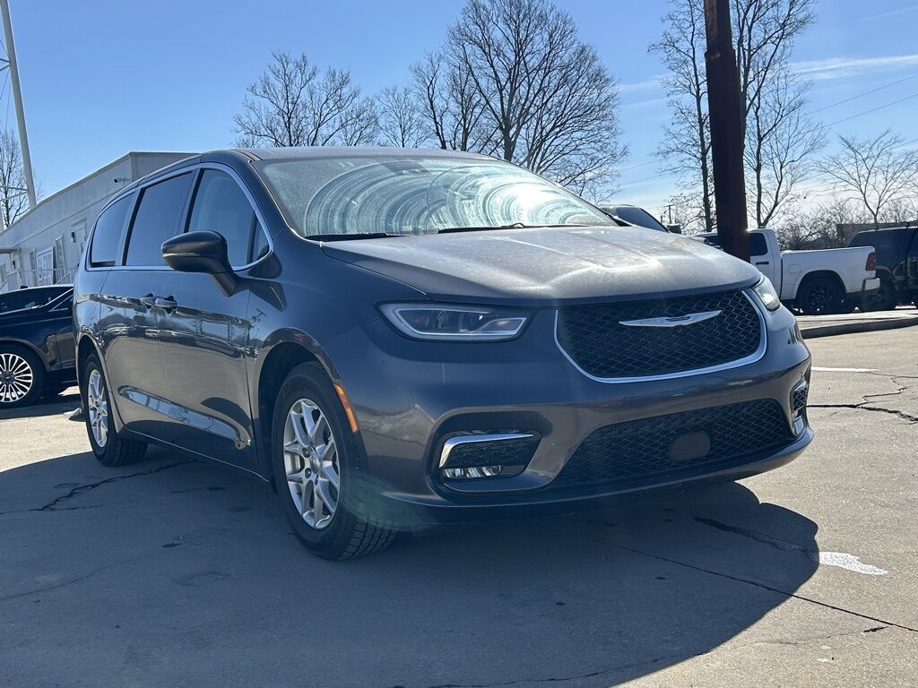 2023 Chrysler Pacifica Touring L Crestwood KY