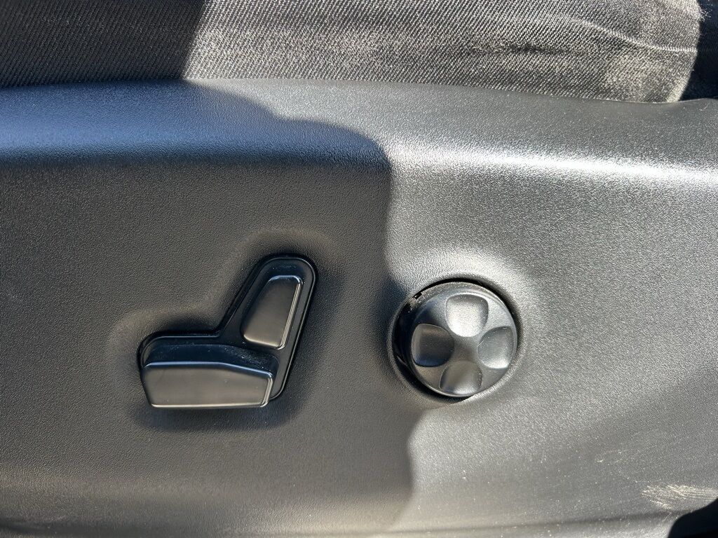 2023 Chrysler Pacifica Touring L Crestwood KY