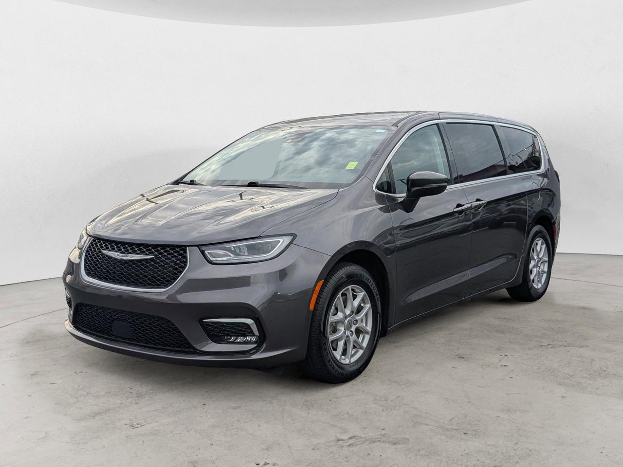 2023 Chrysler Pacifica Touring L Dalton GA