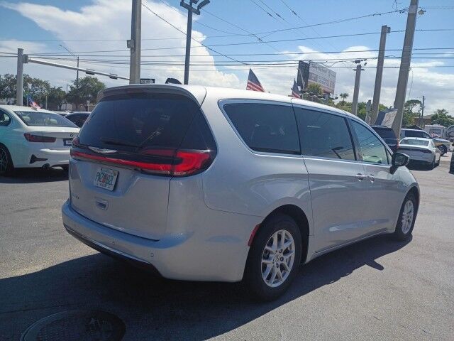2023 Chrysler Pacifica Touring L Davie FL