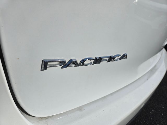 2023 Chrysler Pacifica Touring L Folsom CA