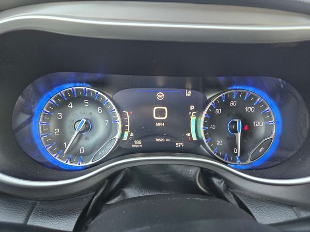 2023 Chrysler Pacifica Touring L Folsom CA