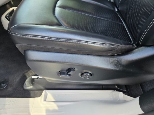 2023 Chrysler Pacifica Touring L Folsom CA