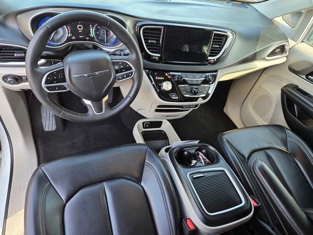 2023 Chrysler Pacifica Touring L Folsom CA