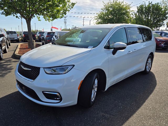 2023 Chrysler Pacifica Touring L Folsom CA