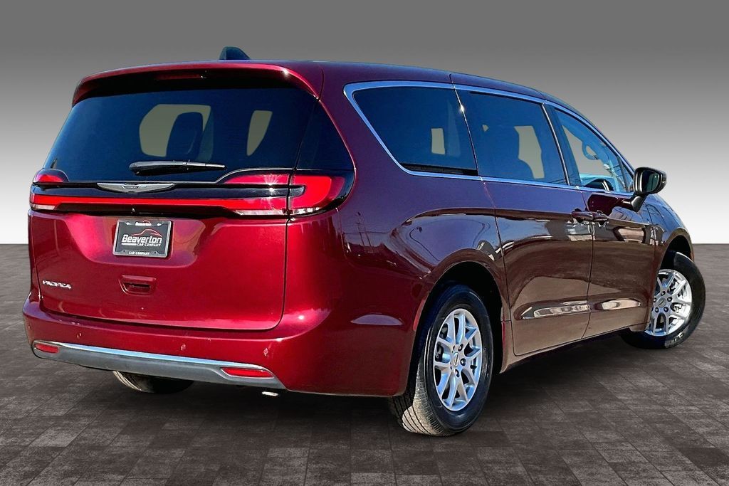 2023 Chrysler Pacifica Touring L OR