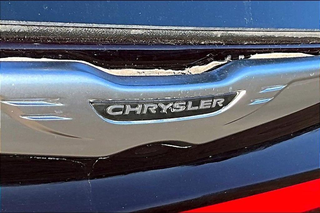 2023 Chrysler Pacifica Touring L OR