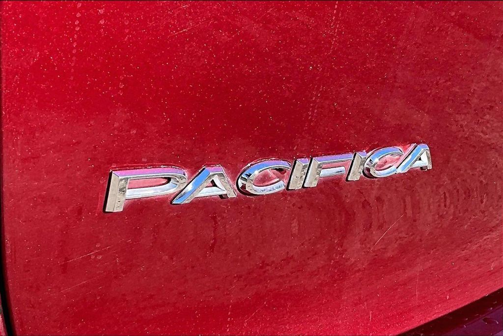 2023 Chrysler Pacifica Touring L OR