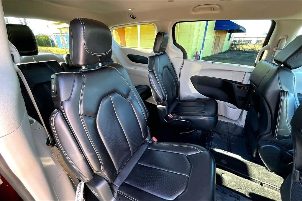 2023 Chrysler Pacifica Touring L OR