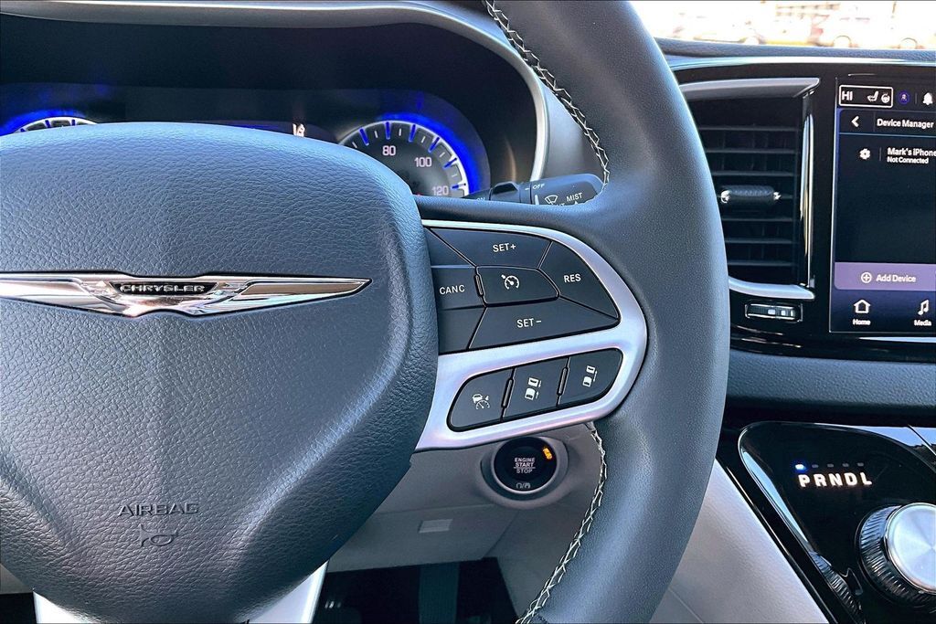 2023 Chrysler Pacifica Touring L OR