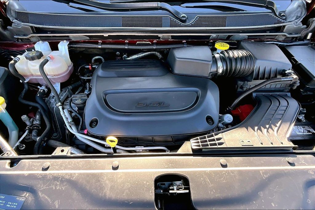 2023 Chrysler Pacifica Touring L OR