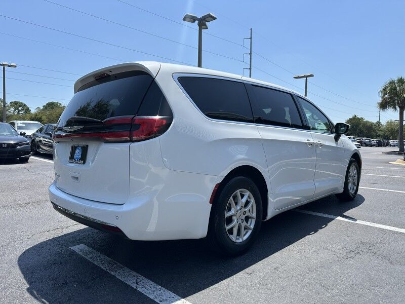 2023 Chrysler Pacifica Touring L Jacksonville FL