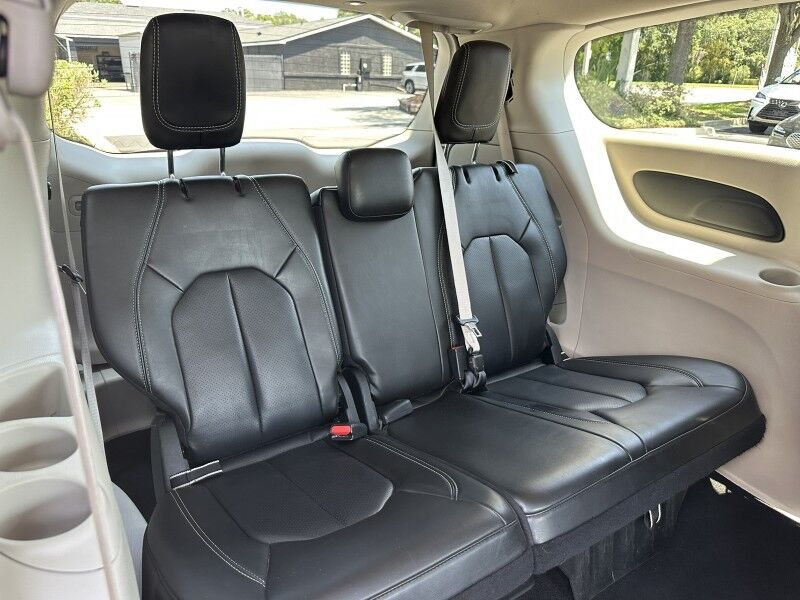 2023 Chrysler Pacifica Touring L Jacksonville FL