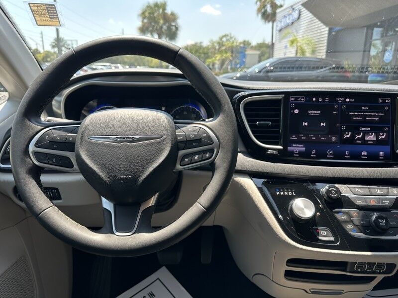 2023 Chrysler Pacifica Touring L Jacksonville FL