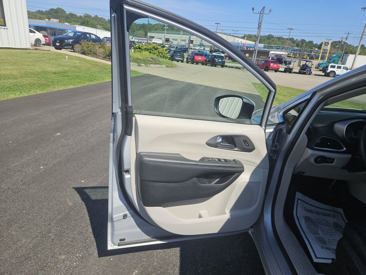 2023 Chrysler Pacifica Touring L Marietta OH